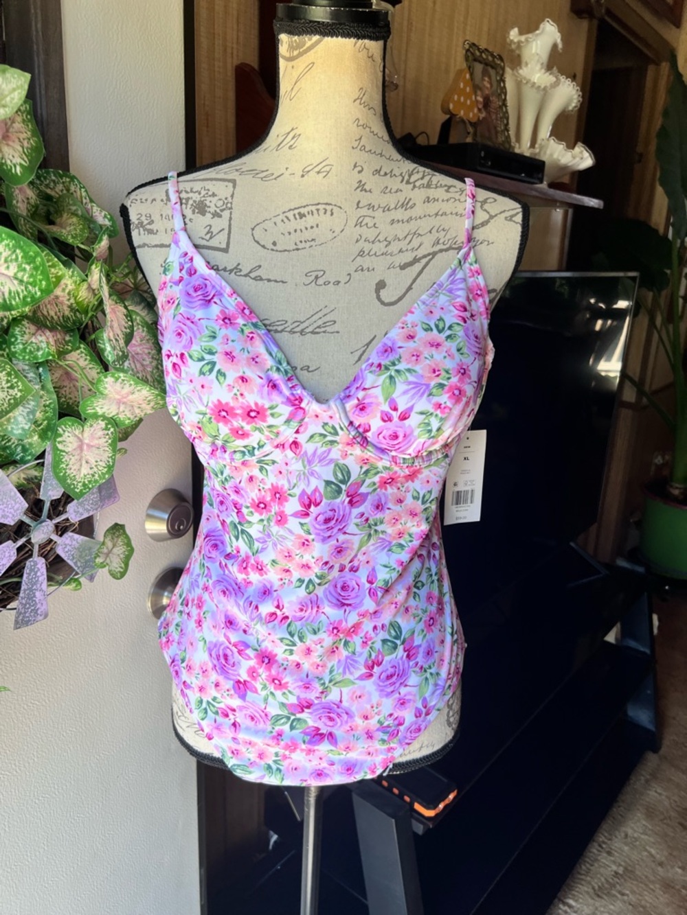 NWT Woman’s True Craft One Piece Rose Garden Bathing Suit.